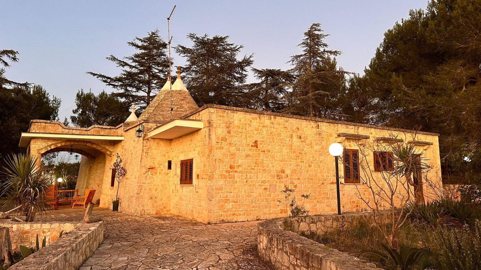 Trulli Pinnacoli Locorotondo Extérieur photo